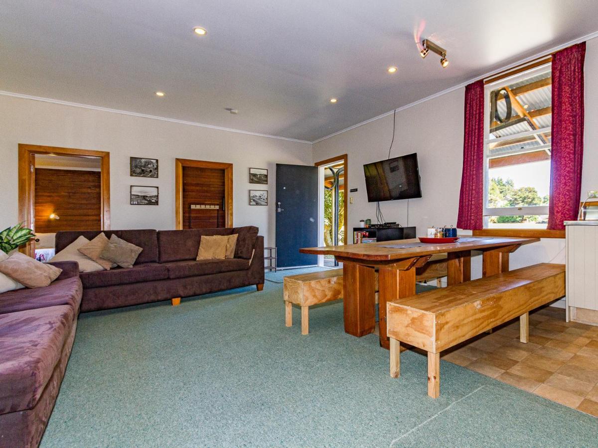 The Station - Ohakune Holiday Home Exteriör bild