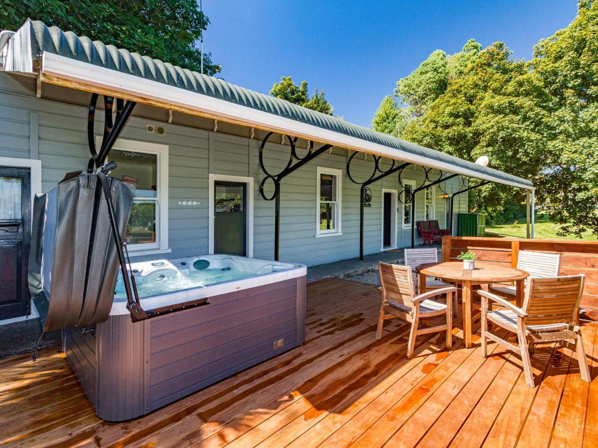 The Station - Ohakune Holiday Home Exteriör bild
